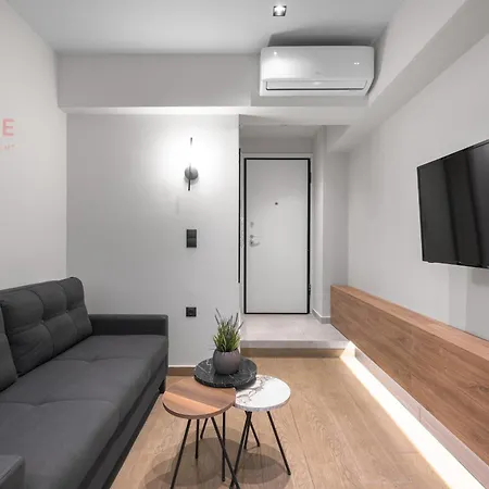 Vellow Door, Nilie Hospitality Mgmt *