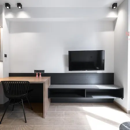 Vellow Door, Nilie Hospitality Mgmt Tessalónica