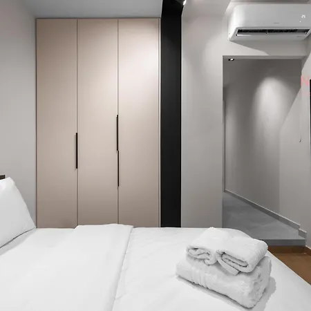 Vellow Door, Nilie Hospitality Mgmt * סלוניקי