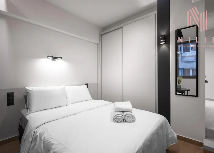 Vellow Door, Nilie Hospitality Mgmt *