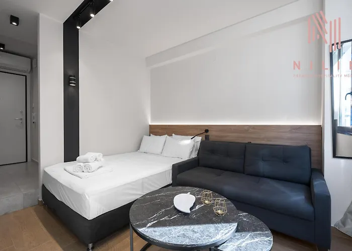 Vellow Door, Nilie Hospitality Mgmt *